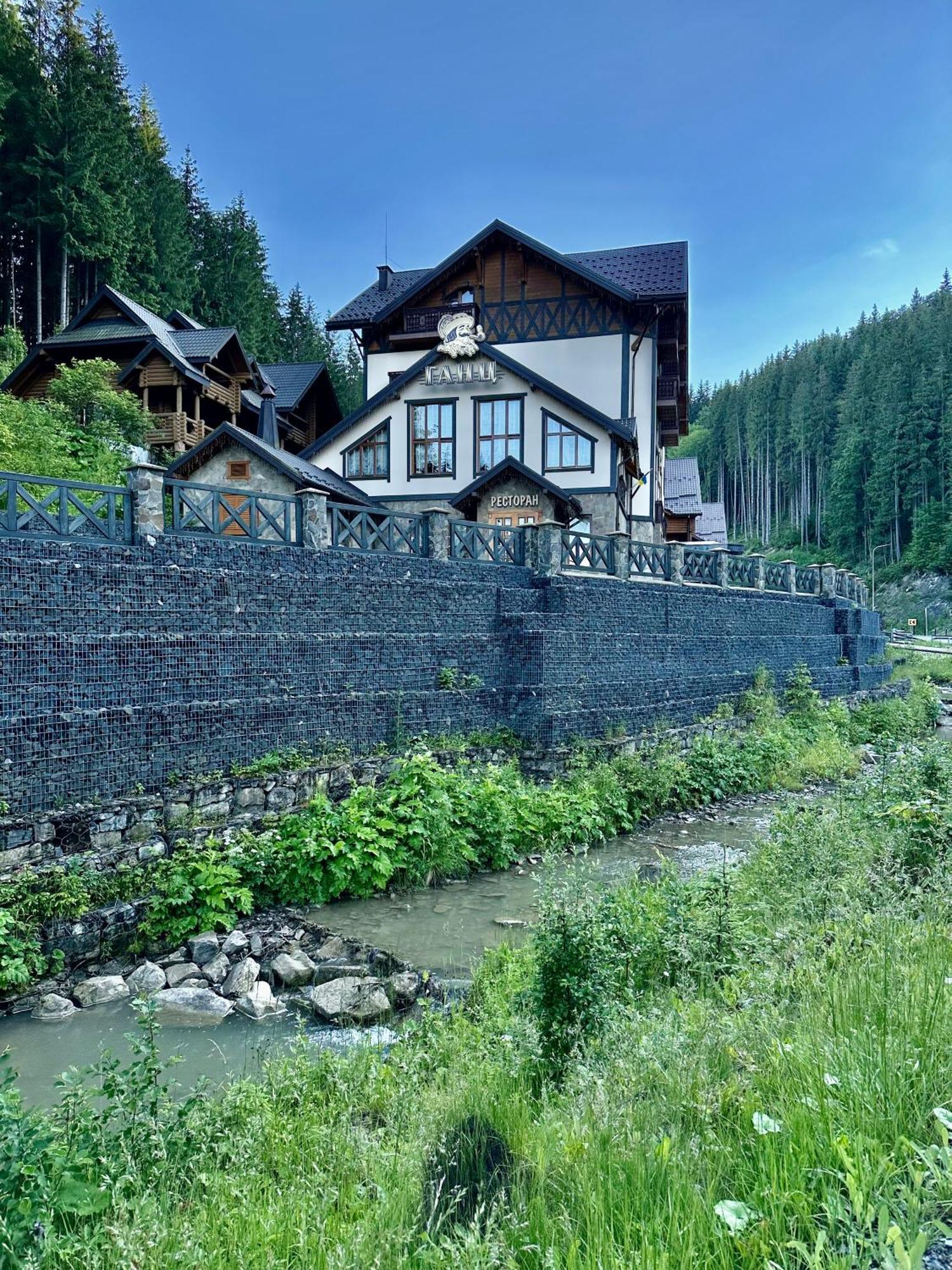 Ganz Ski Lift 5 Bukovel Exterior foto