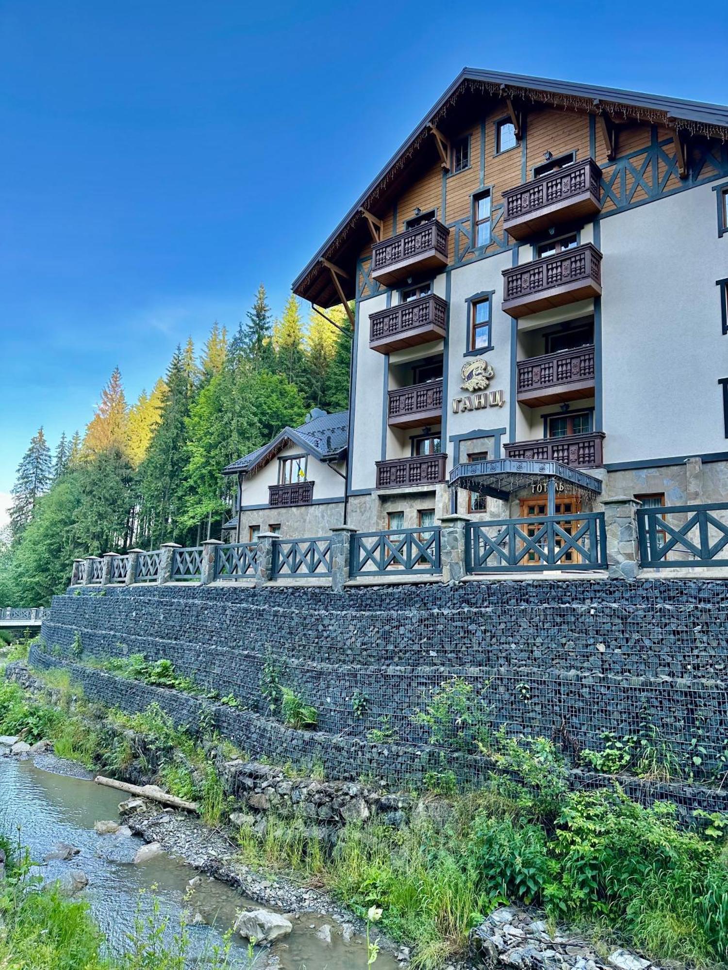 Ganz Ski Lift 5 Bukovel Exterior foto